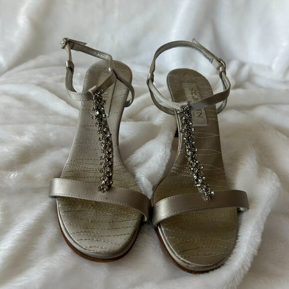 St. John Silver Jeweled Heels Womens Size 7 Strappy Adjustable Made in Italy VTG - Picture 2 of 10